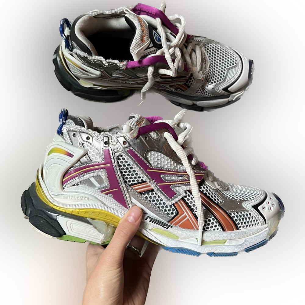 Balenciaga runners